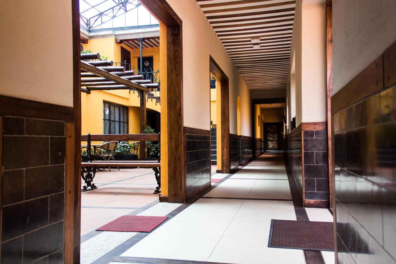 Hotel Bougainviller Kampala Exteriör bild